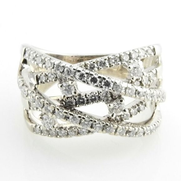 Vintage 14 Karat White Gold and Diamond Ring Size: - Picture 1 of 9